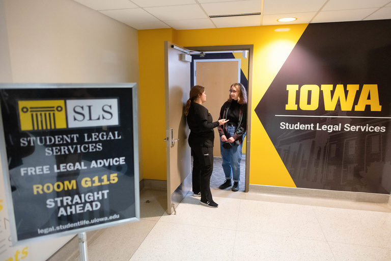 entrance to student legal services at iowa