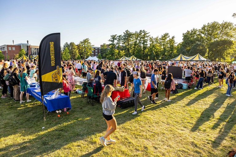 Students explore student organizations and learn how to get involved during the fall Student Engagement fair