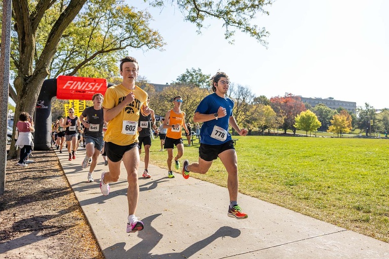 Students and community members run in a philanthropic 5K in support of Stead Family Children's Hospital
