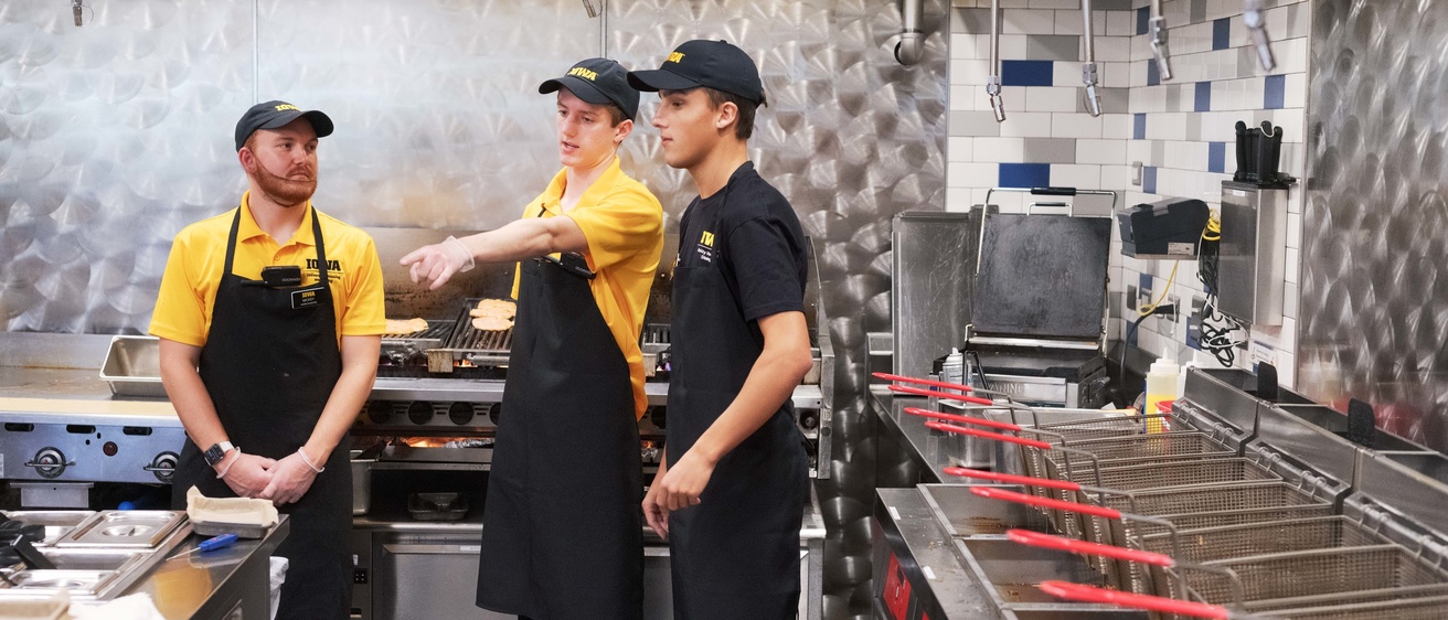 Students training at the Catlett dining hall